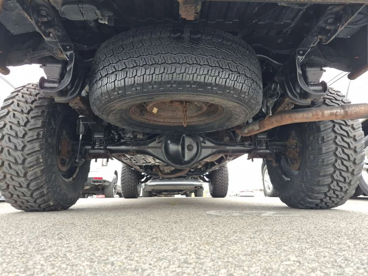 Toyota Tacoma * TRD OFF ROAD CREW CAB SHORT BED * CARFAX* 4x4 , снимка 15 - Автомобили и джипове - 54519423