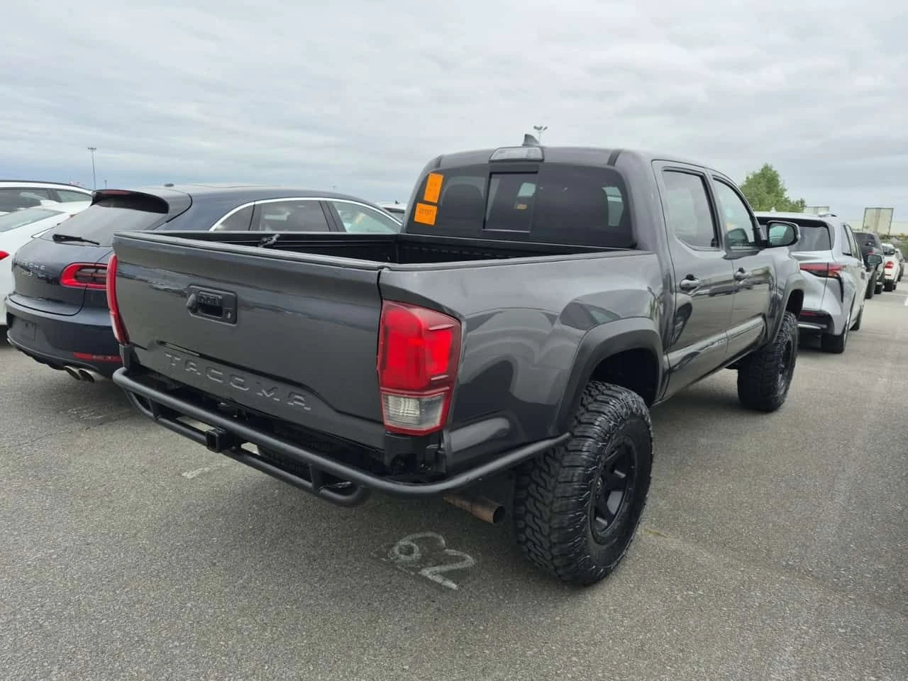 Toyota Tacoma * TRD OFF ROAD CREW CAB SHORT BED * CARFAX* 4x4 , снимка 3 - Автомобили и джипове - 54519423