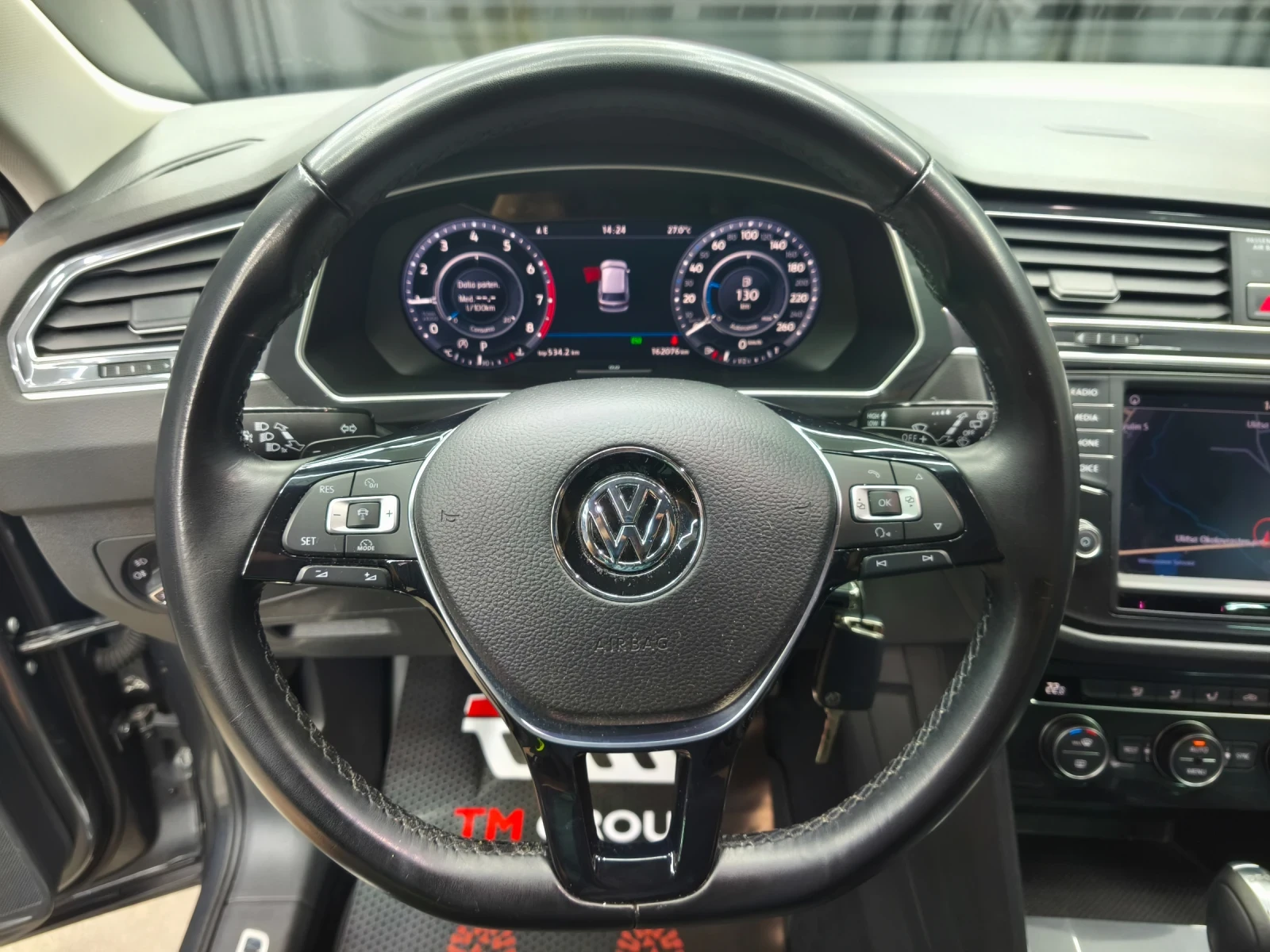 VW Tiguan 1.4TSI Automatic Euro6, снимка 16 - Автомобили и джипове - 55243820