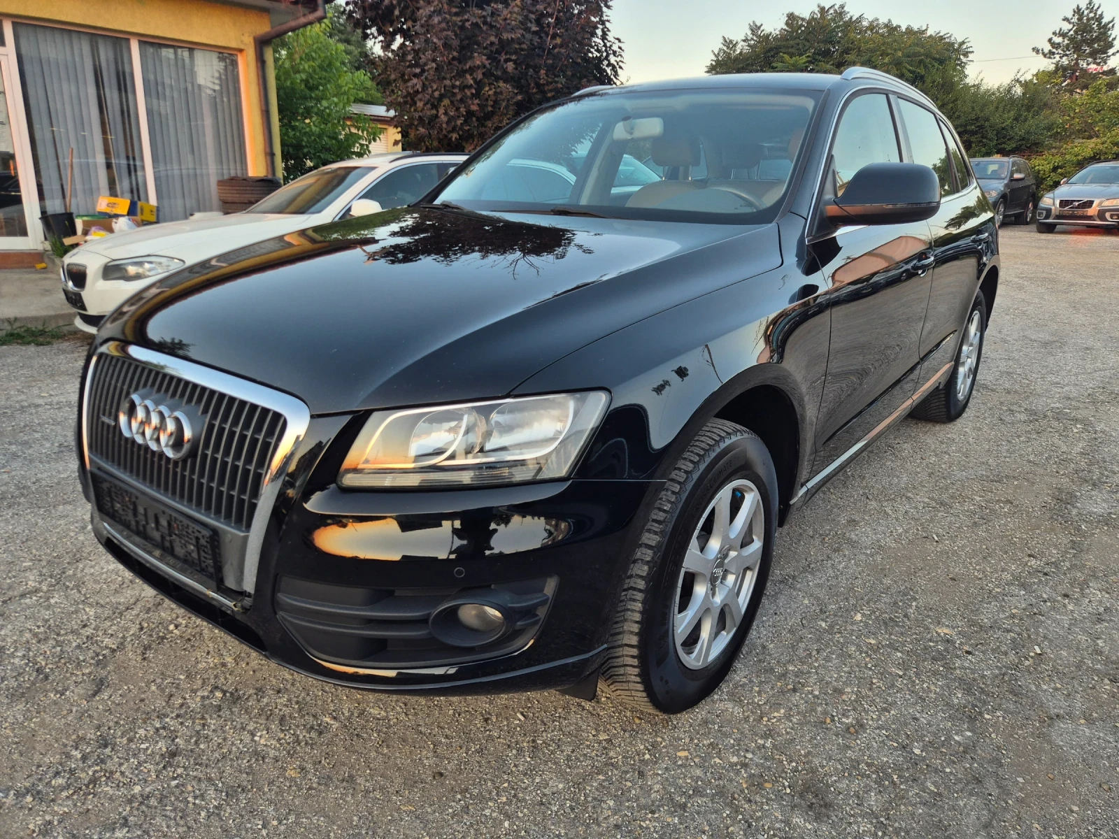 Audi Q5 2.0TDI* QUATTRO* MEDIA, снимка 2 - Автомобили и джипове - 55480245