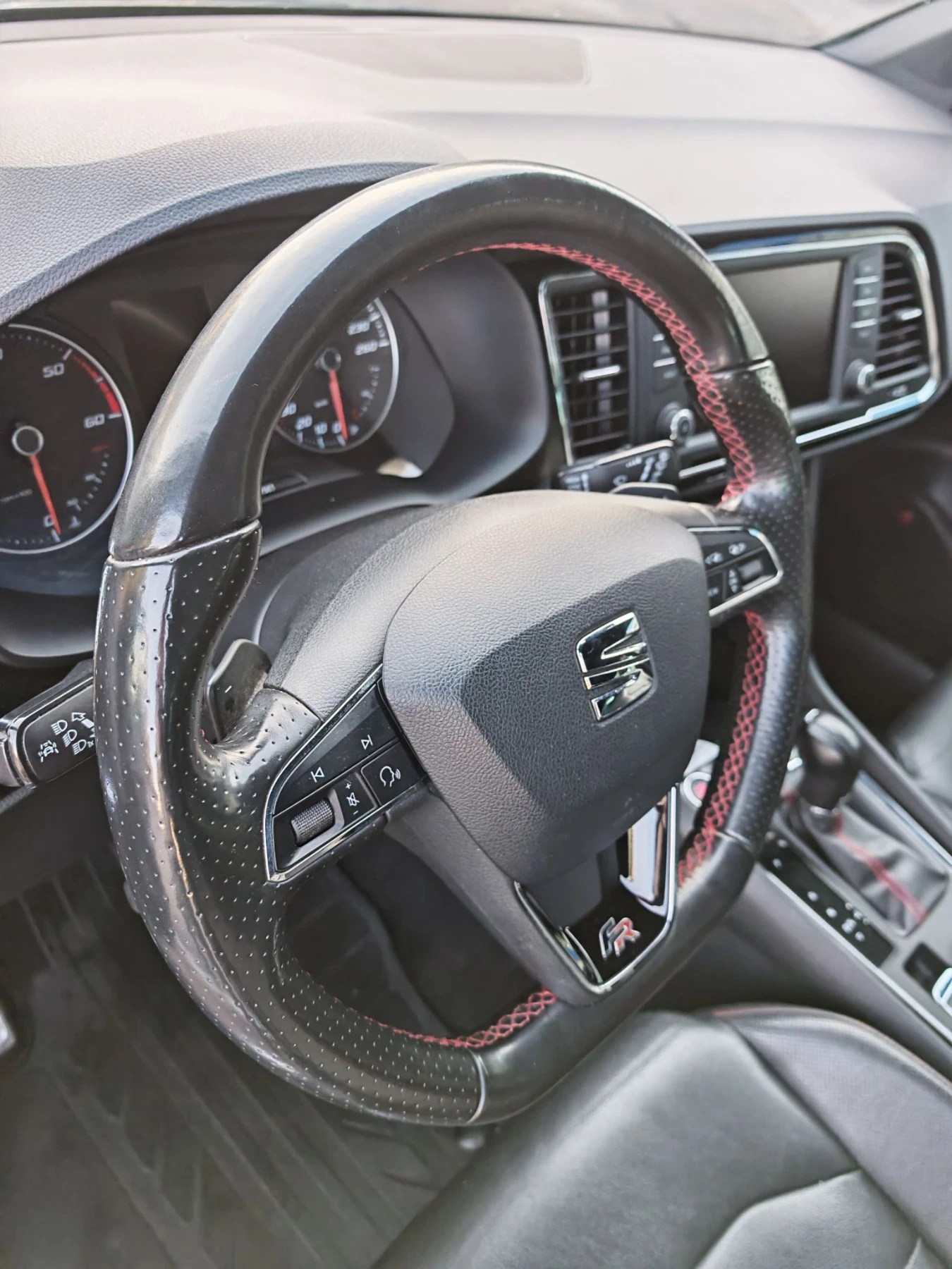 Seat Ateca * ������ * FR * 2.0TDI  190ps  4X4 * CAMERA 360 *  | Mobile.bg � ����������� 12