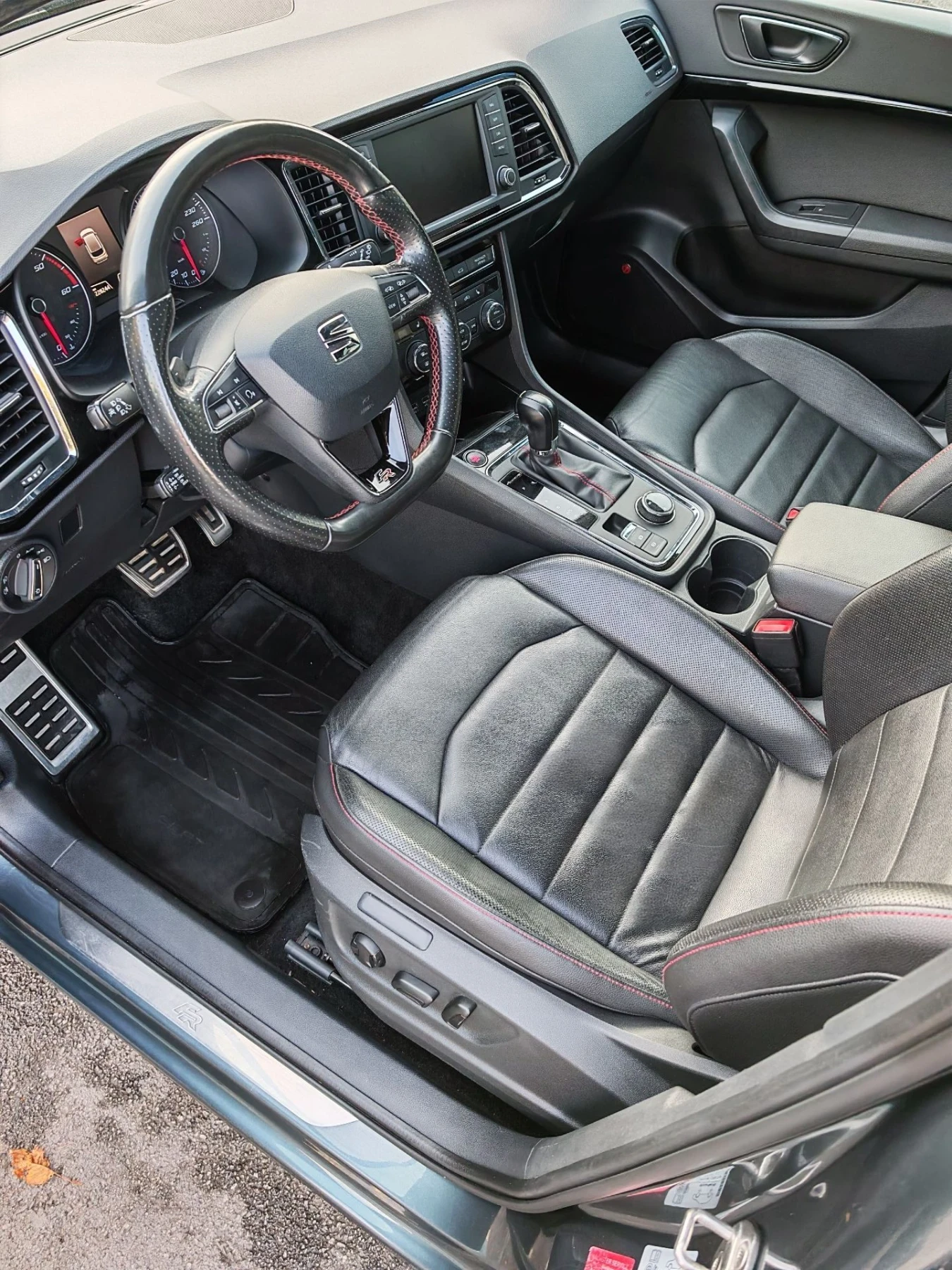 Seat Ateca * ������ * FR * 2.0TDI  190ps  4X4 * CAMERA 360 *  | Mobile.bg � ����������� 9