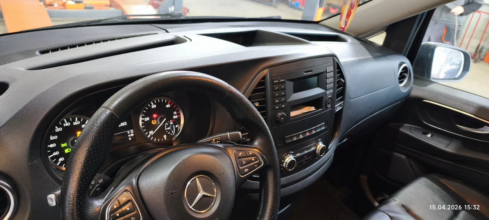 Mercedes-Benz Vito 114cdi, снимка 9 - Бусове и автобуси - 54205951
