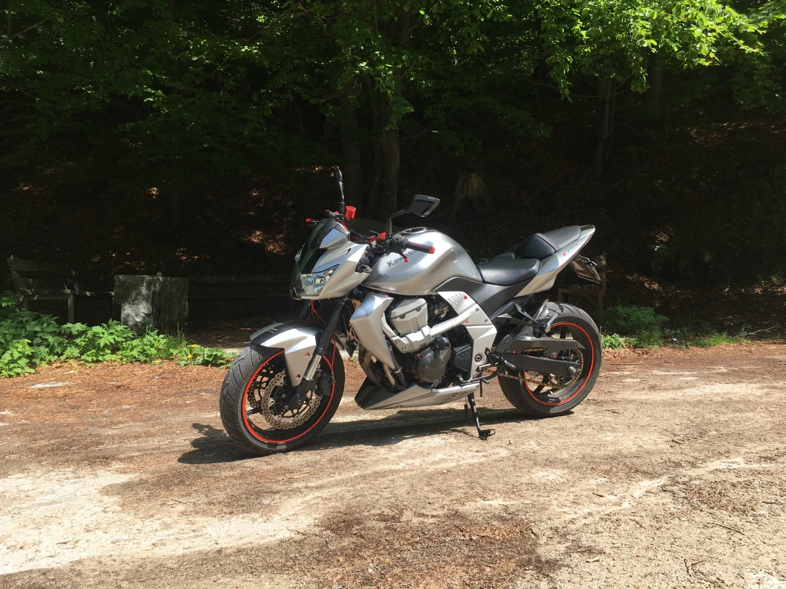Kawasaki Z Z750 - изображение 3