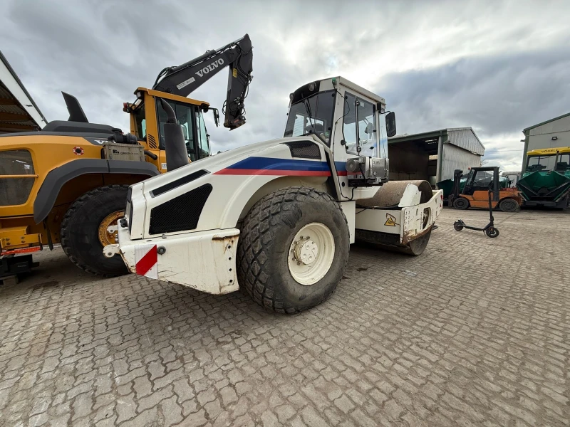 Валяк BOMAG BW 213 DH-4 BVC ЛИЗИНГ, снимка 12 - Индустриална техника - 52461639
