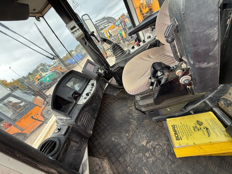 Валяк BOMAG BW 213 DH-4 BVC ЛИЗИНГ, снимка 5 - Индустриална техника - 52461639