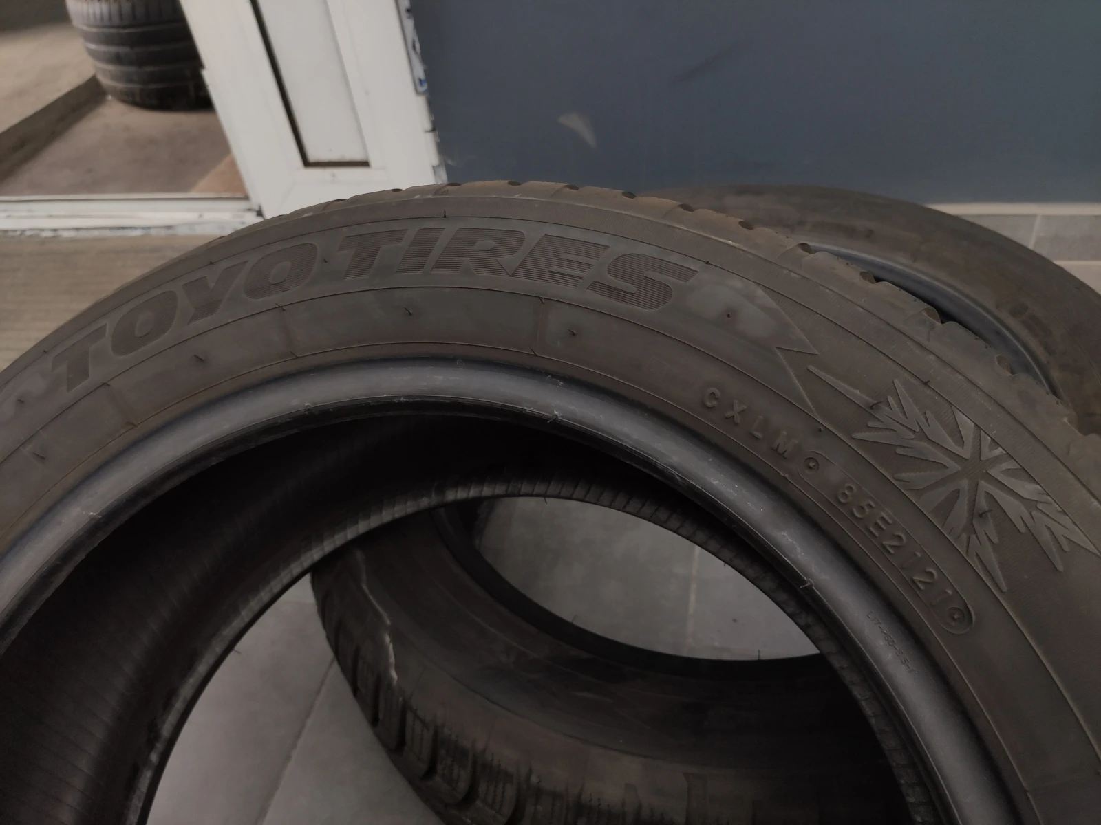  215/55R17 | Mobile.bg   6
