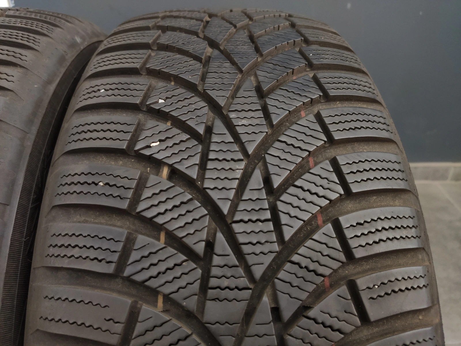  215/55R17 | Mobile.bg   2