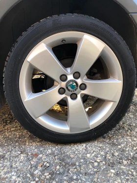 Skoda Roomster Scout 1.6TDI 105 к.с * Panorama, снимка 12