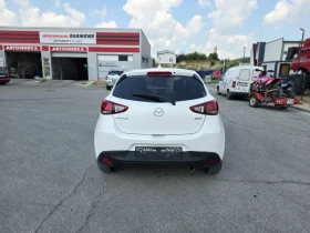 Mazda 2 1.5 skyactive automat, снимка 6