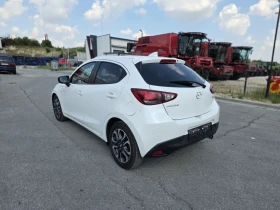 Mazda 2 1.5 skyactive automat, снимка 7