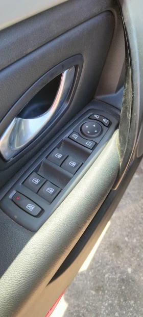 Renault Laguna, снимка 11