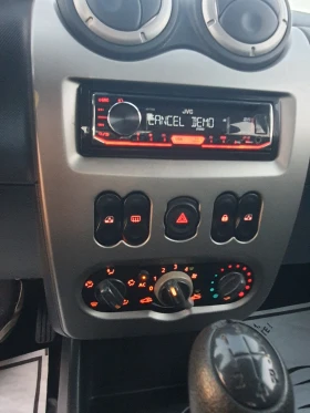 Dacia Sandero 1.6I-STEPWAY, снимка 15