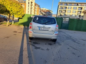 Toyota Corolla verso 2.2 d4d, снимка 4 — Bazar.bg Toyota Corolla verso 2.2 d4d, снимка 4