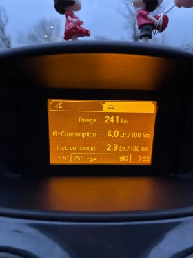 Opel Corsa - 3650 € / 7138.78 лв. - 27823981 7