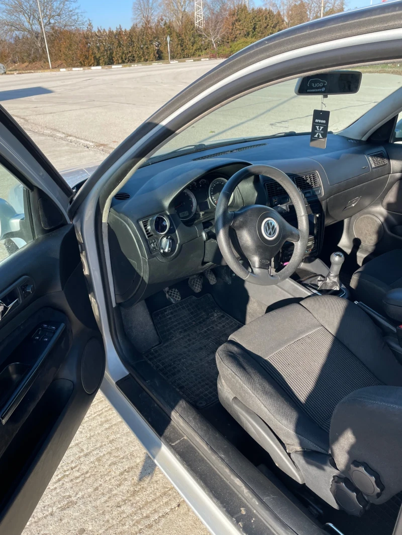 VW Golf 1.8T GTI, снимка 8 - Автомобили и джипове - 48418474