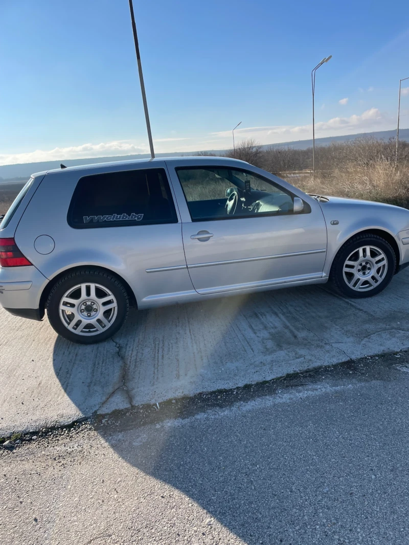 VW Golf 1.8T GTI, снимка 7 - Автомобили и джипове - 48418474