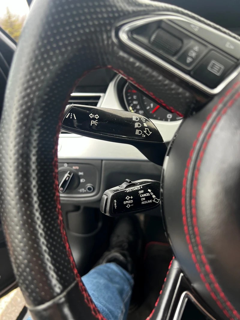 Audi A8  Exclusive  4.2 TDI Quattro Сервизна история, снимка 14 - Автомобили и джипове - 53288482