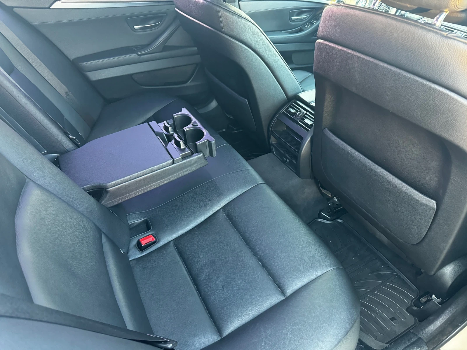 BMW 520 d Lim. M-Sportpackage | Mobile.bg — изображение 12