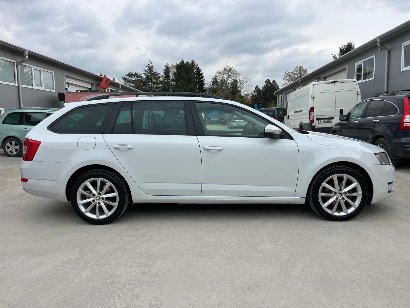 Skoda Octavia 1, 6TDI-АВТОМАТИК/НАВИГАЦИЯ/КАТО НОВА!!! - изображение 7