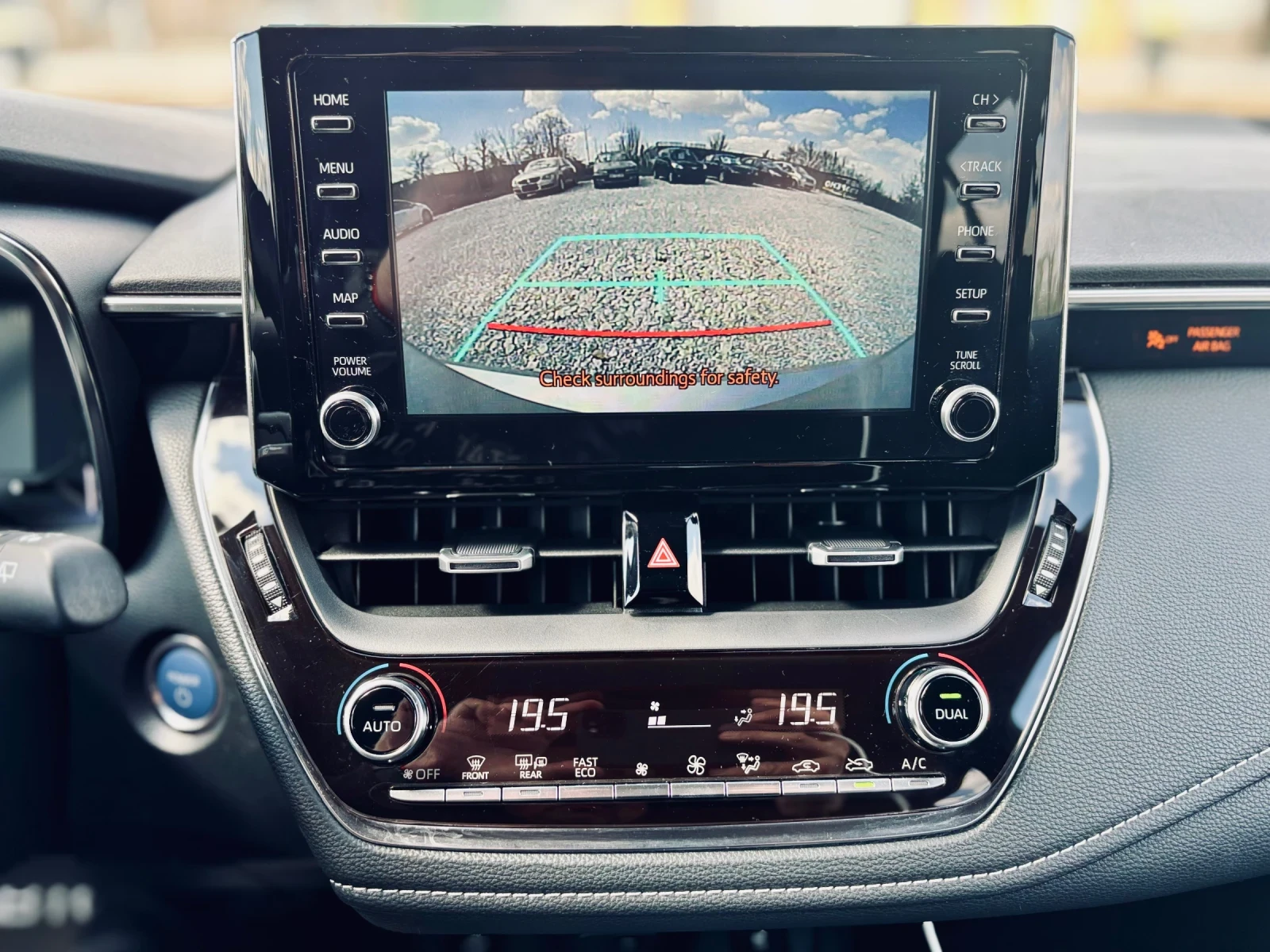 Toyota Corolla 2.0 Hybrid Club * CarPlay* Navi* Camera*  | Mobile.bg   16