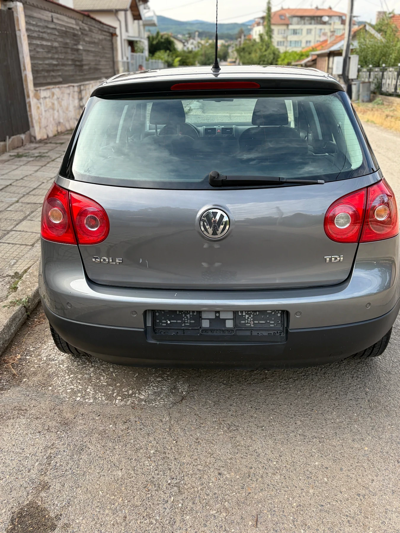 VW Golf 1.9TDI DSG Goal ОБСЛУЖЕН!, снимка 5 - Автомобили и джипове - 51621887