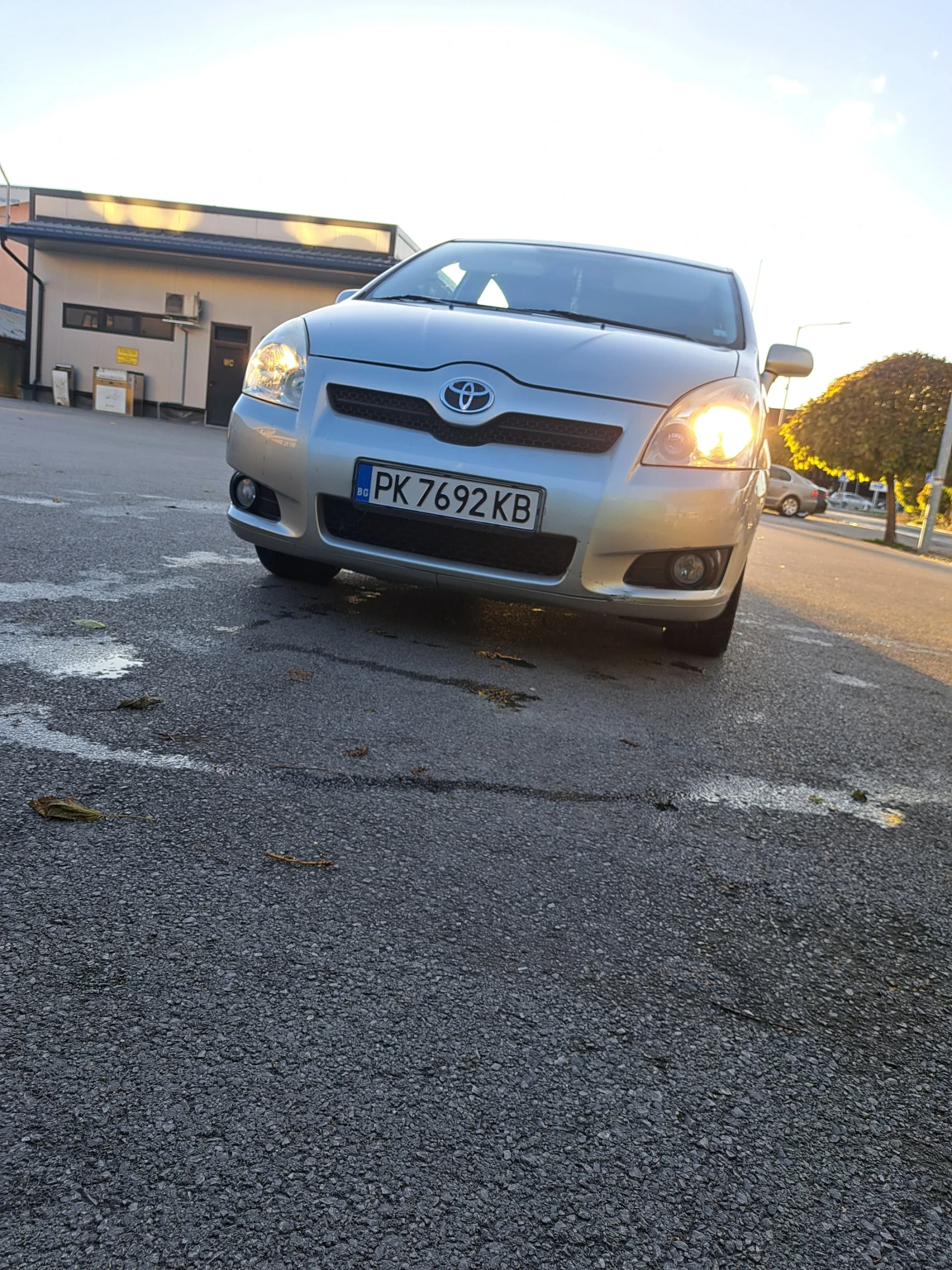 Toyota Corolla verso 2.2 d4d | Mobile.bg � ����������� 1