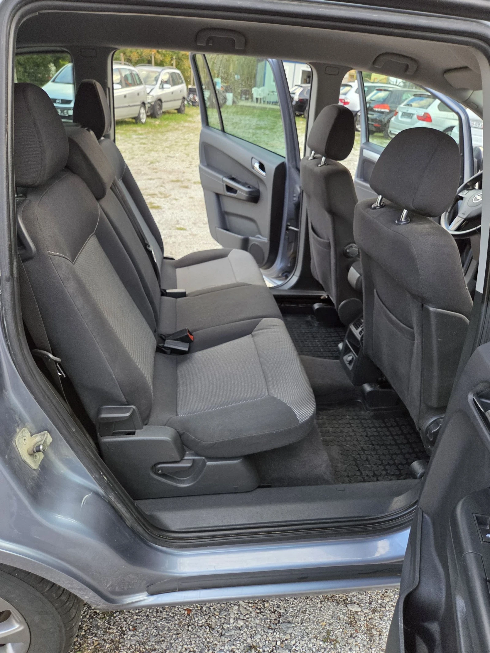 Opel Zafira 1.7 CDTI  | Mobile.bg — изображение 15