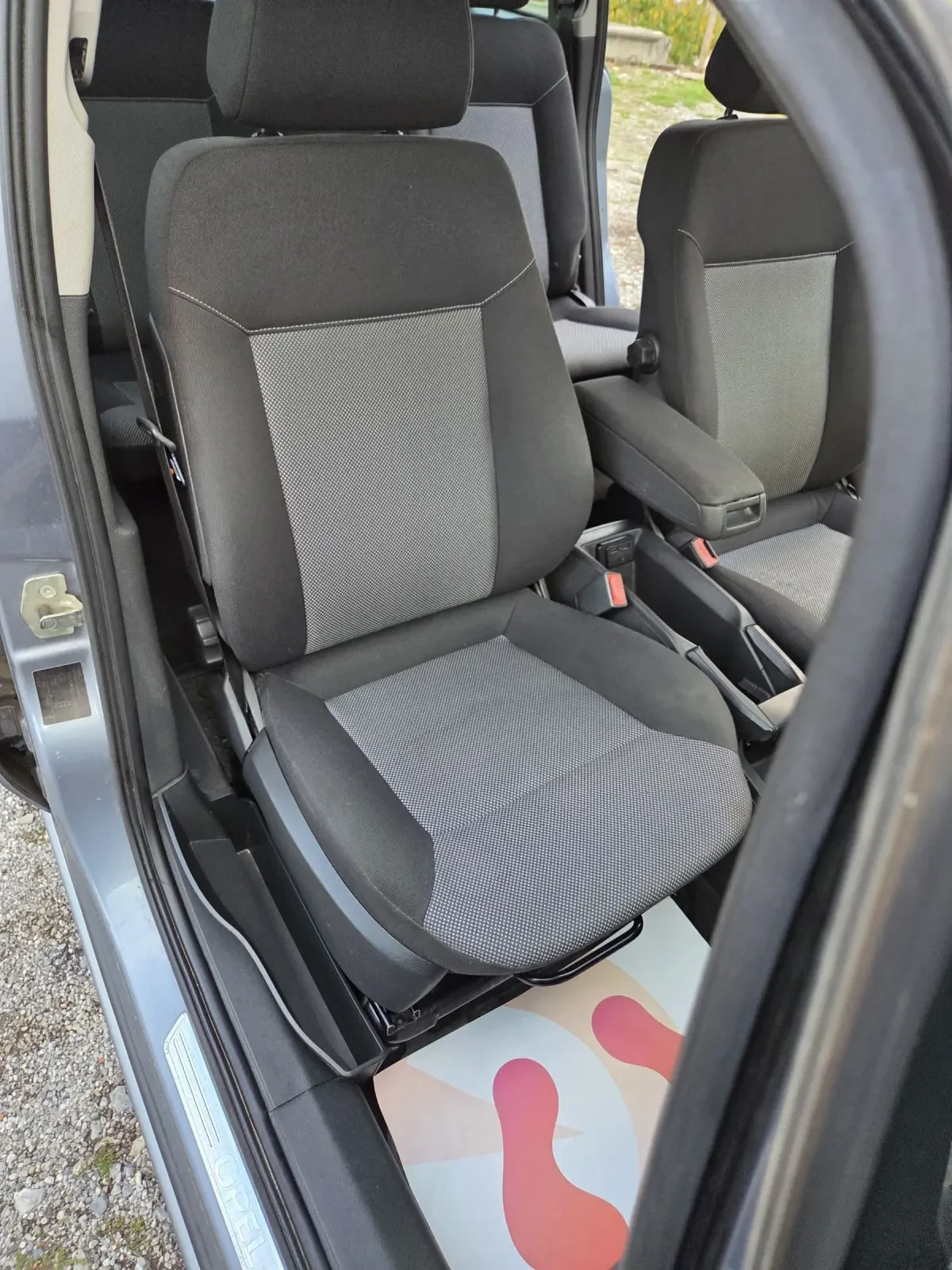 Opel Zafira 1.7 CDTI  | Mobile.bg — изображение 14