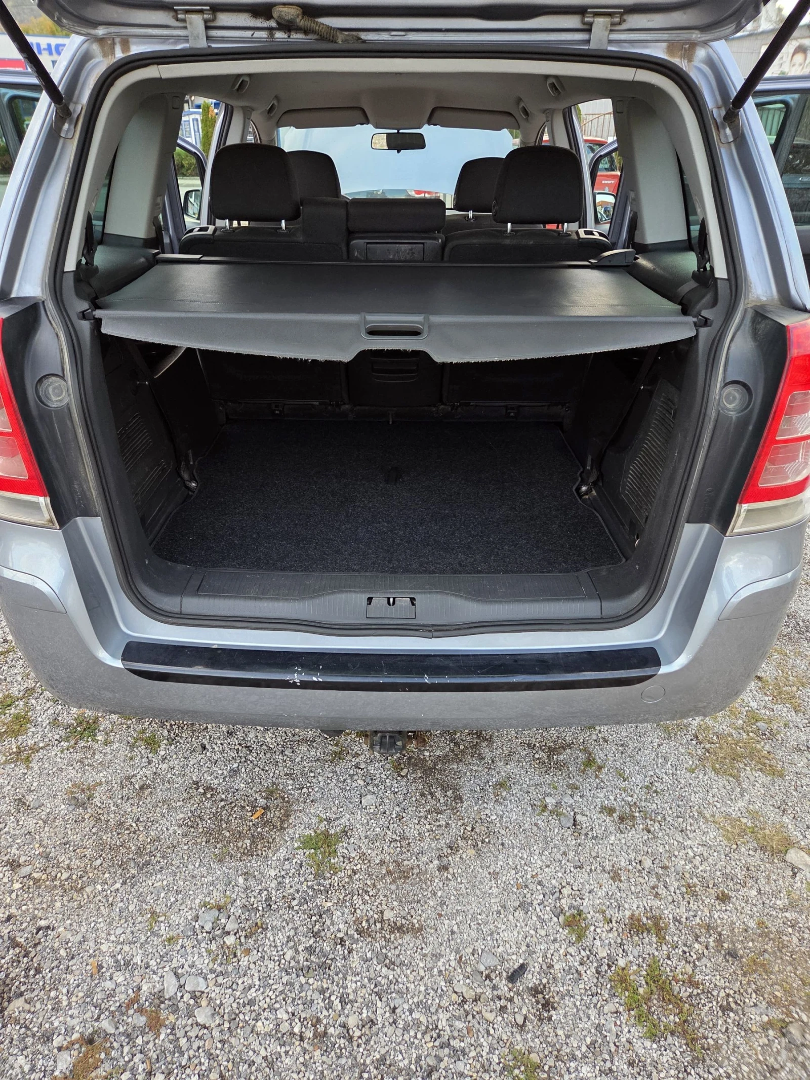 Opel Zafira 1.7 CDTI  | Mobile.bg — изображение 17