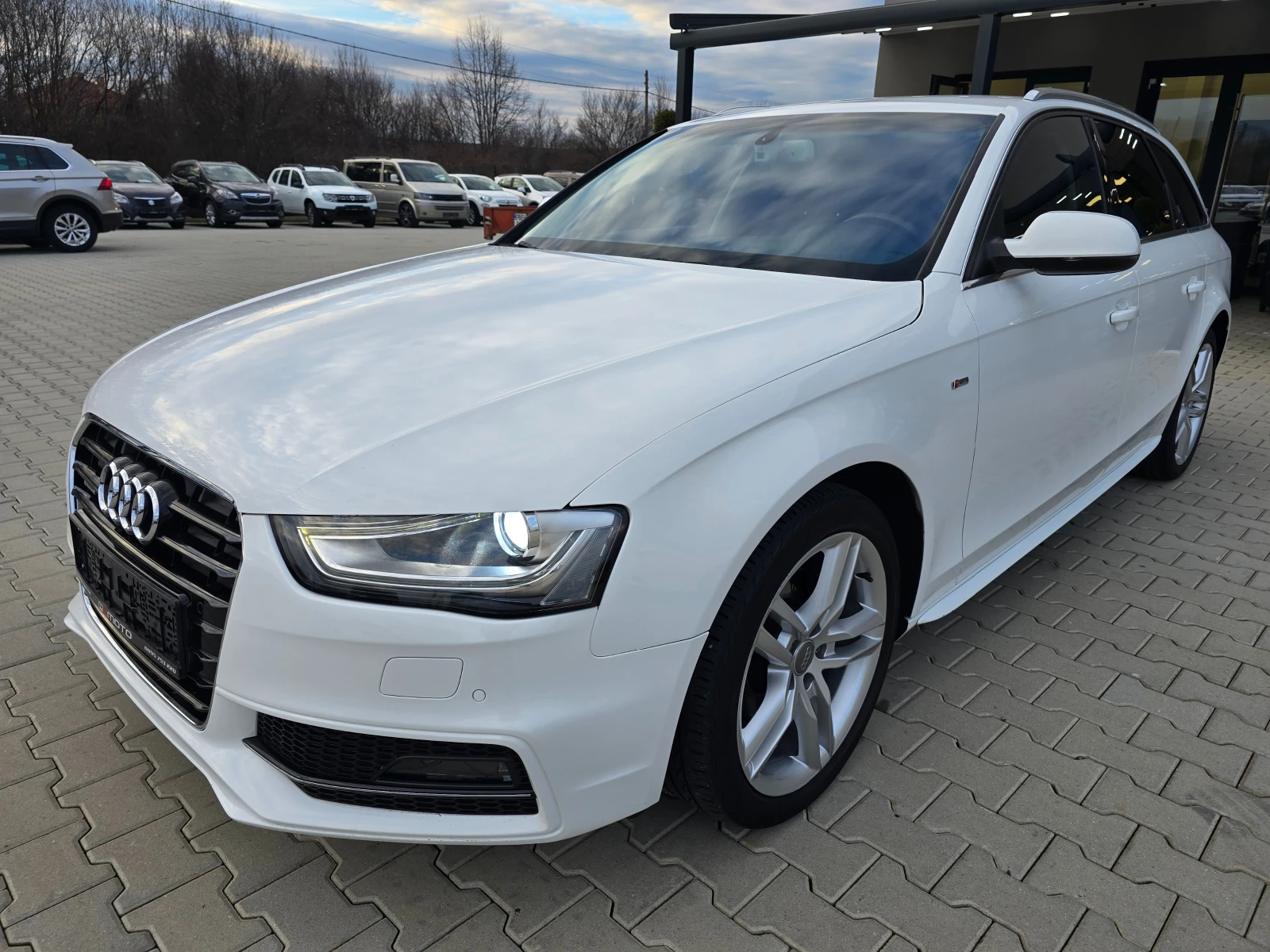 Audi A4 2.0TDI, 190к.с., 4х4, S-Line, Euro 6, Navi! - изображение 4