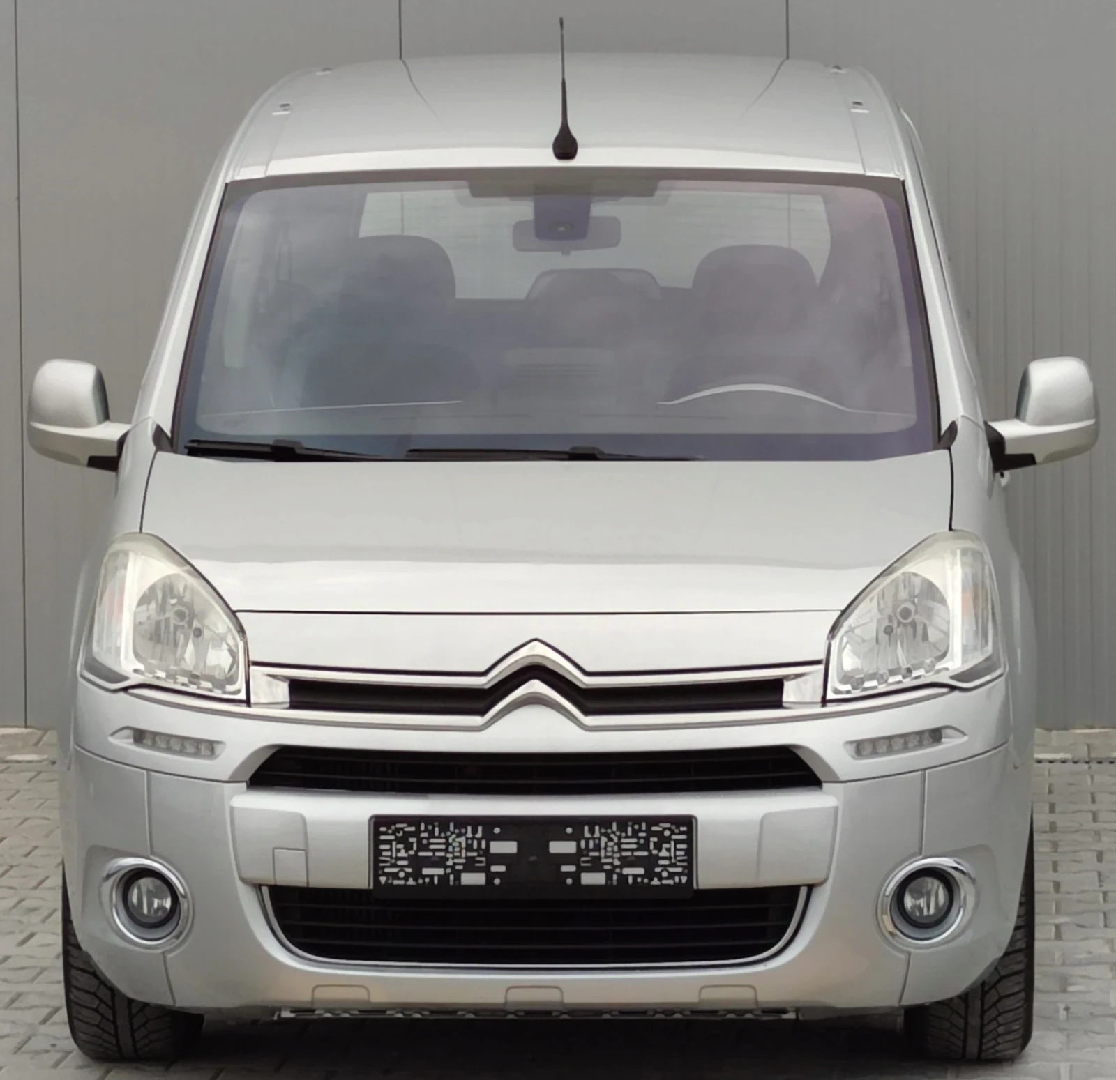 Citroen Berlingo 1.6HDI* 112к.с*  - изображение 2