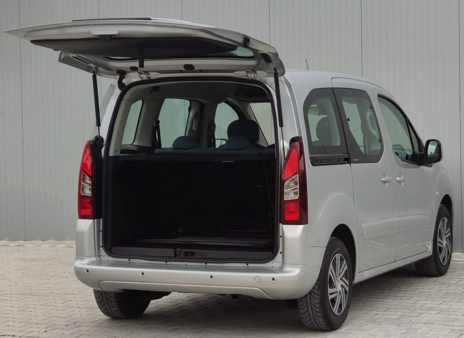 Citroen Berlingo 1.6HDI* 112к.с*  - изображение 7