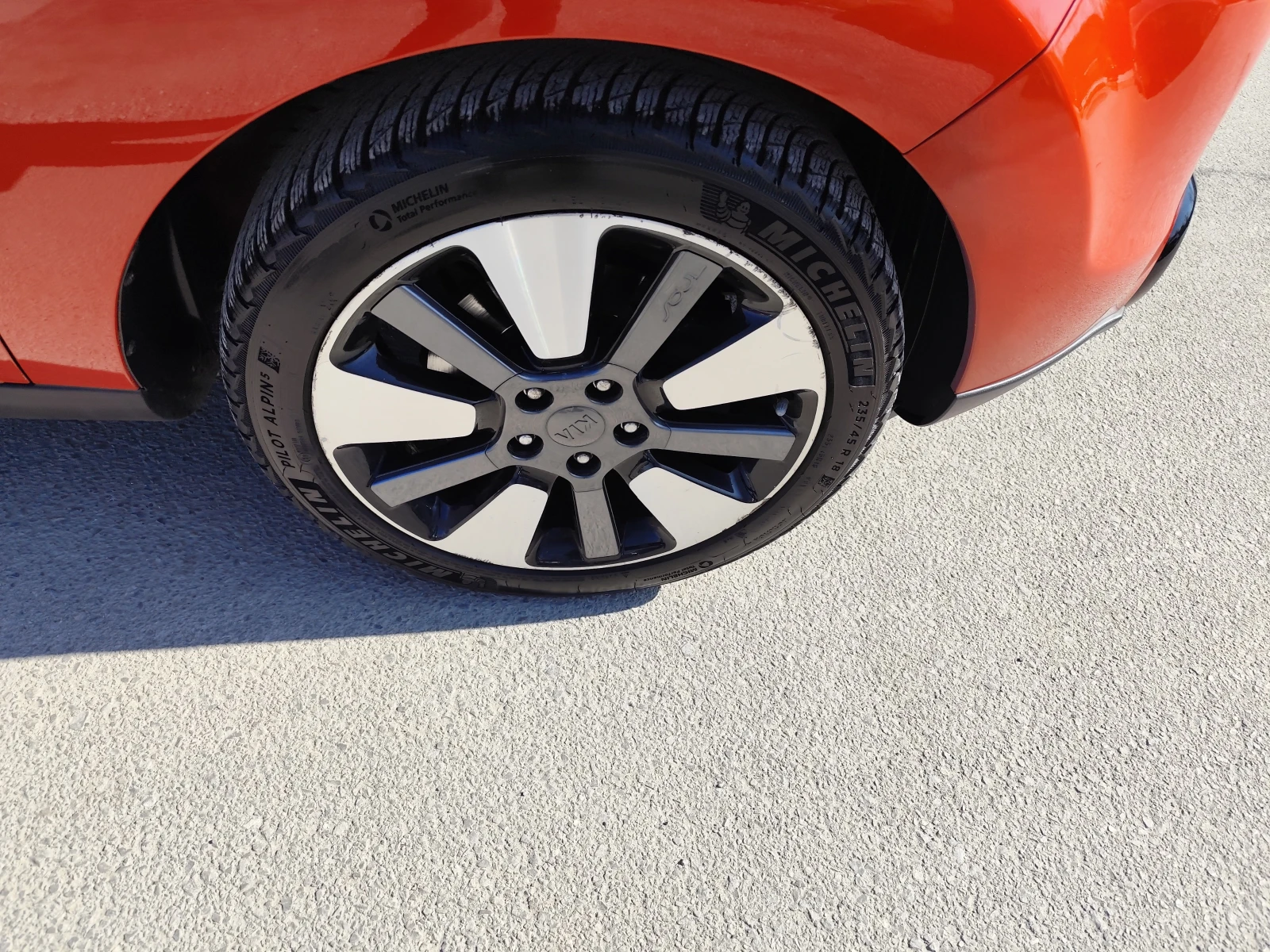 Kia Soul 1.6i* ГАЗ* EURO5B* LED* NAVI* CAMERA* , снимка 16 - Автомобили и джипове - 53827520