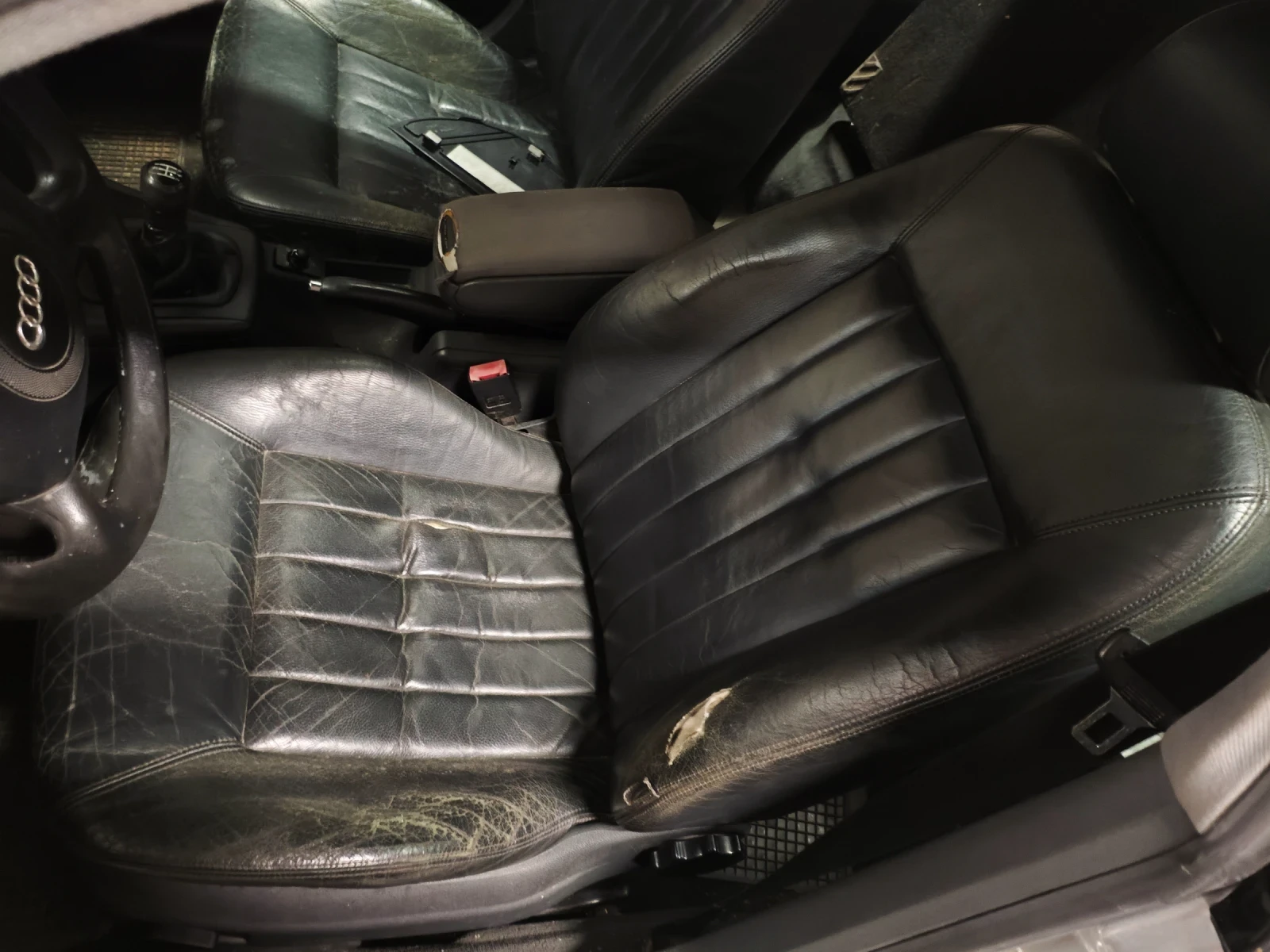 Audi A6 1.8 T цяла за части, снимка 9 - Автомобили и джипове - 53905581