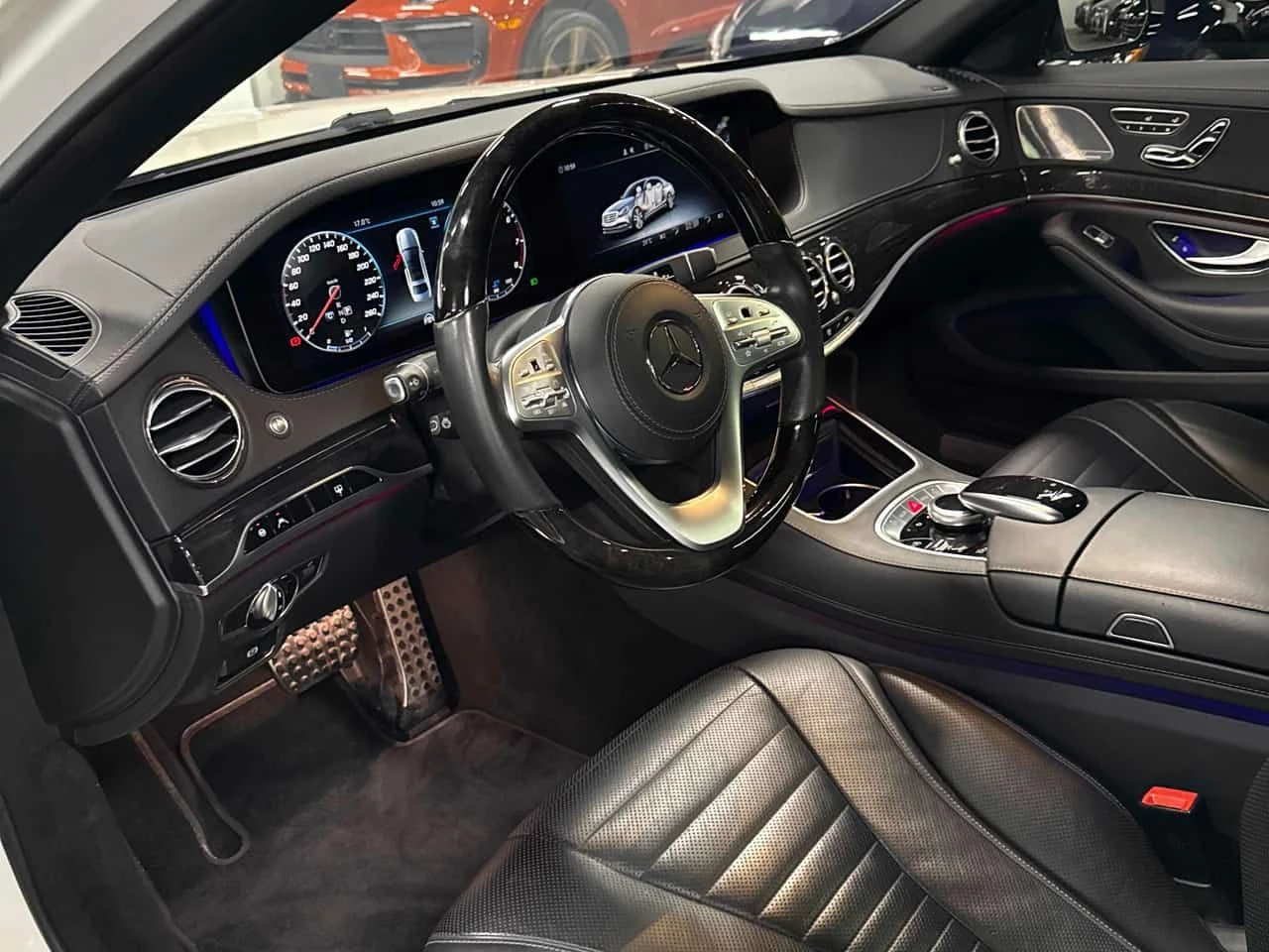 Mercedes-Benz S 560 CARFAX, снимка 5 - Автомобили и джипове - 53916752