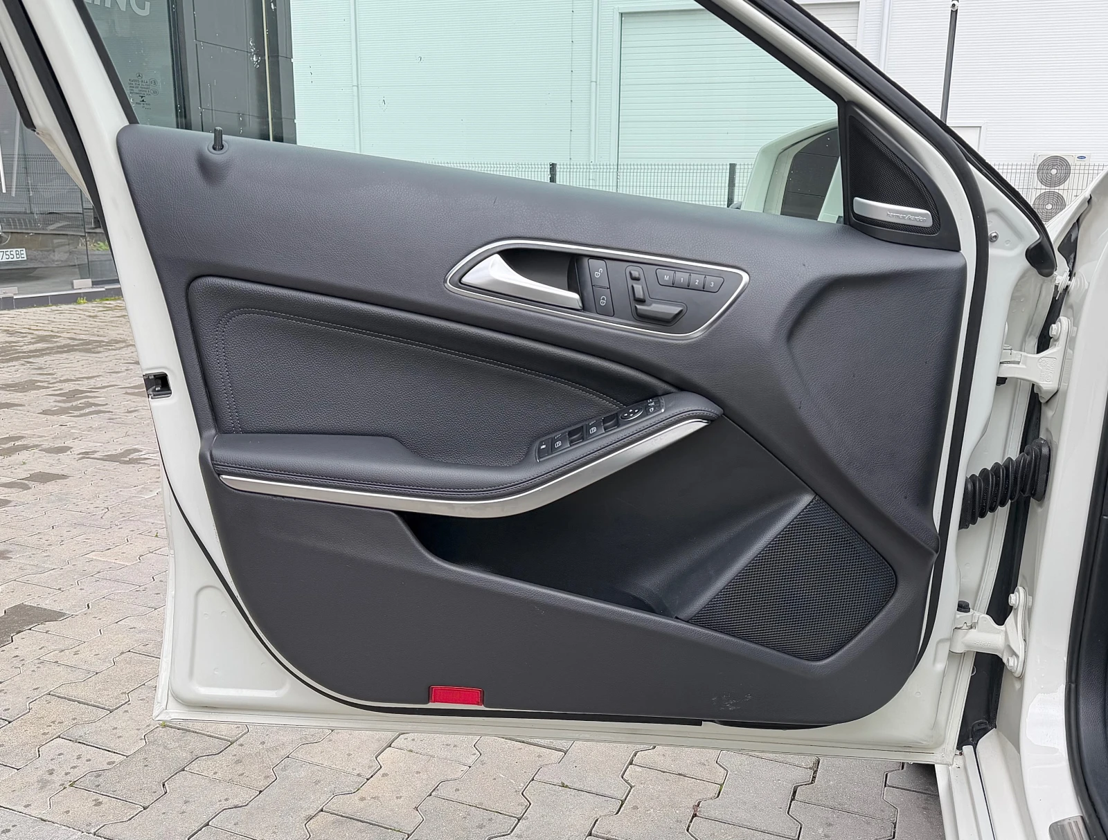 Mercedes-Benz A 220 CDi AMG Pack �������/������/�������� | Mobile.bg � ����������� 12