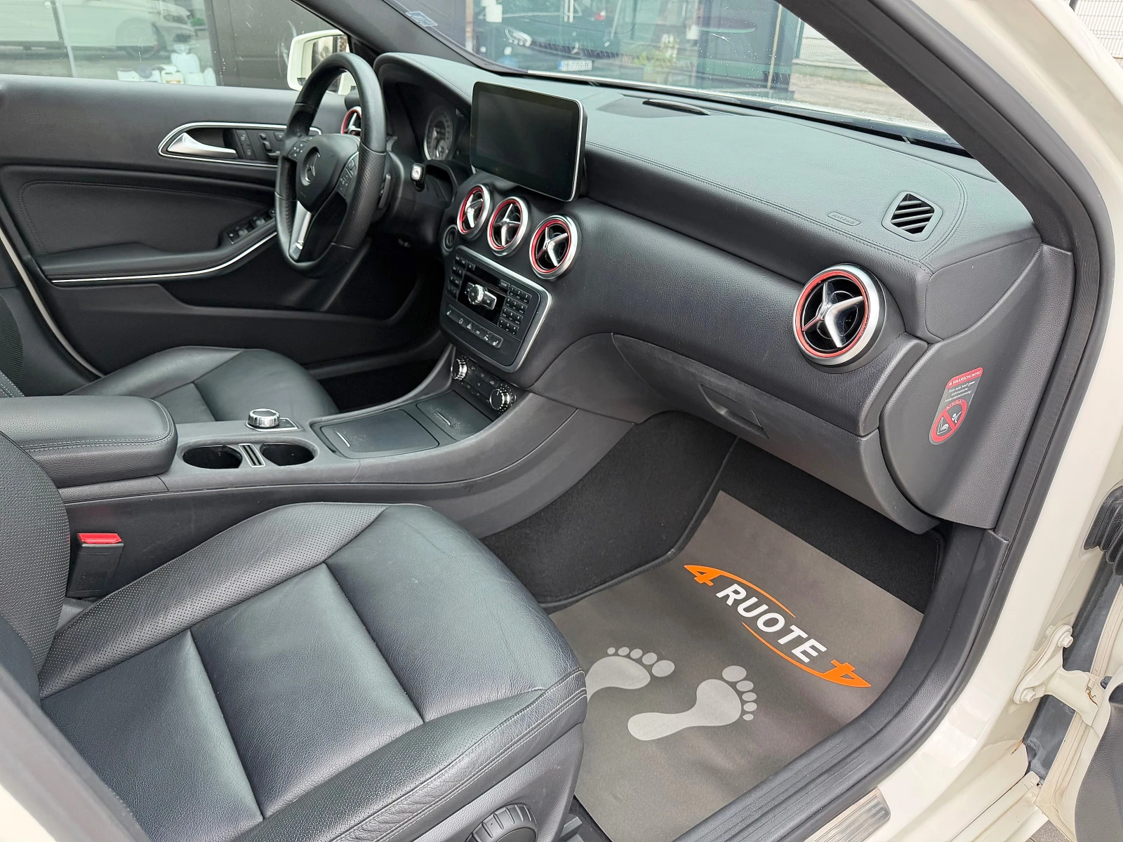 Mercedes-Benz A 220 CDi AMG Pack �������/������/�������� | Mobile.bg � ����������� 10