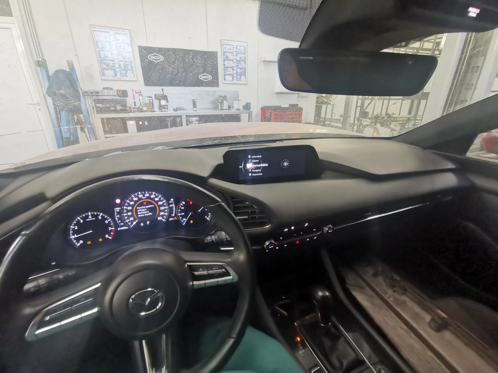 Mazda 3 Skyactiv-G 2.0i M Hybrid, снимка 6 - Автомобили и джипове - 54049233