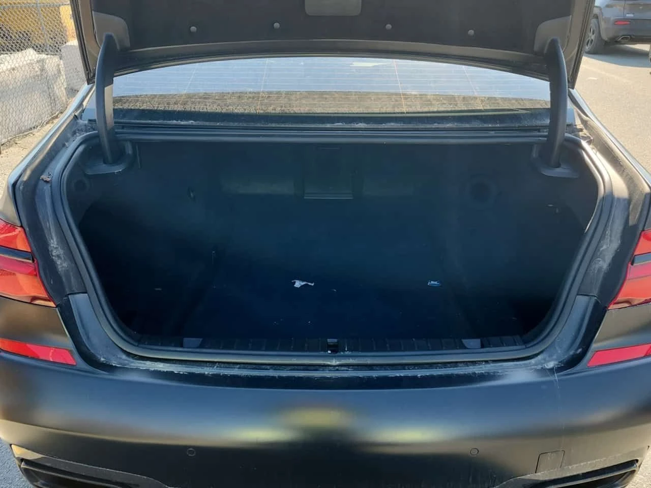 BMW 750 * 750I XDRIVE * 360 КАМЕРА * 2 КЛЮЧА * ОБДУХВАНЕ *, снимка 14 - Автомобили и джипове - 54171170