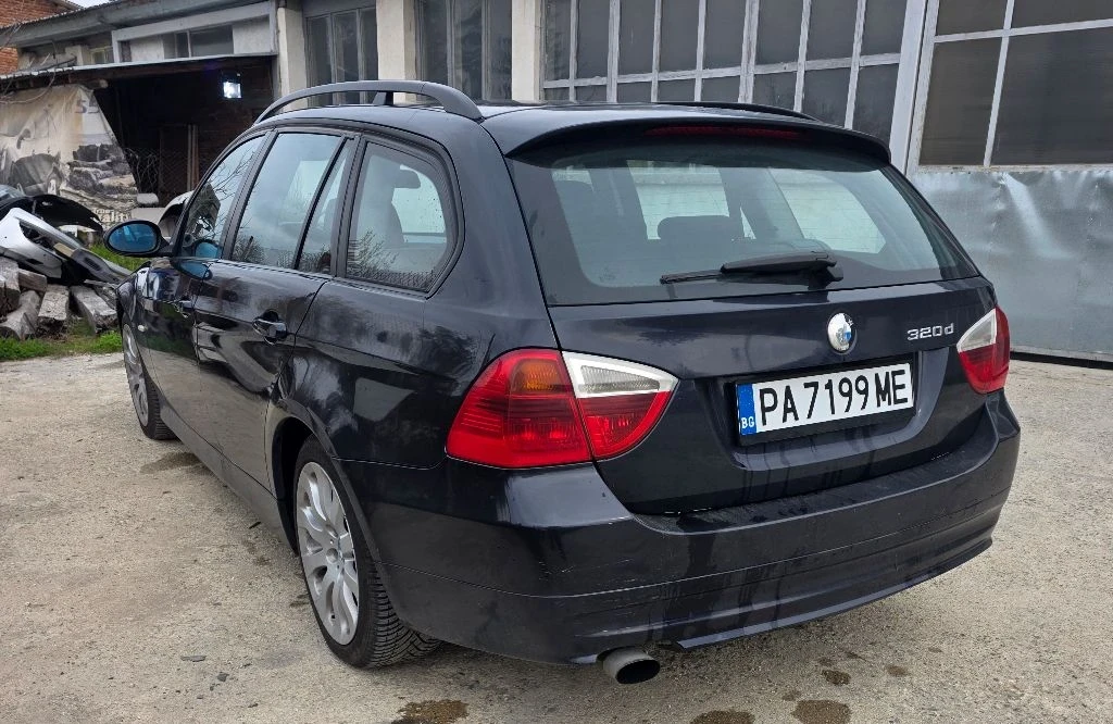BMW 320 d, снимка 4 - Автомобили и джипове - 54178848