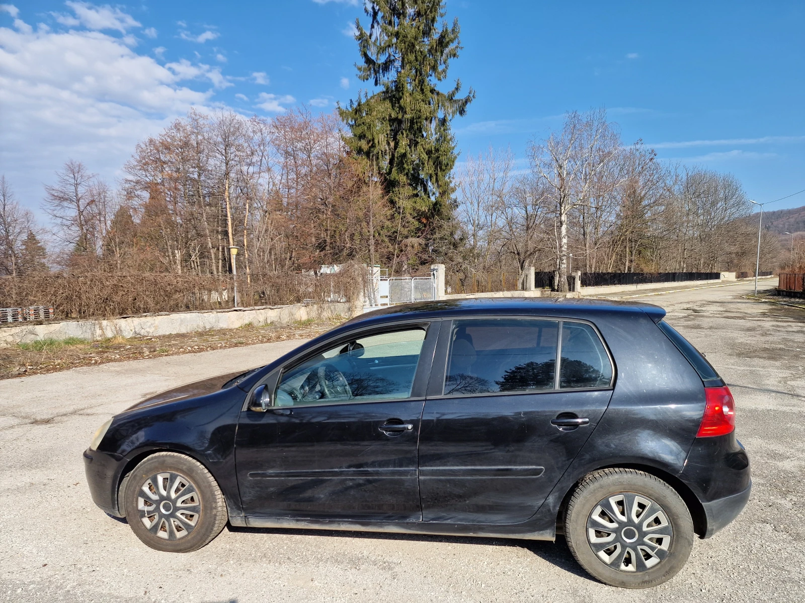 VW Golf 2.0TDI, снимка 11 - Автомобили и джипове - 54197573