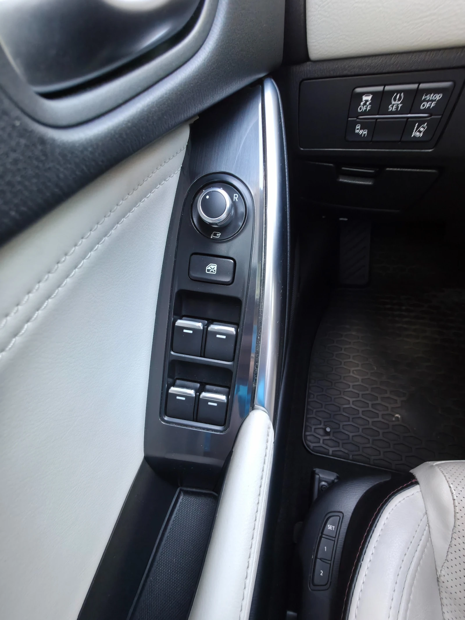Mazda 6 SkyAktiv-D GJ Facelift 130000 km LED фарове, снимка 12 - Автомобили и джипове - 54911541