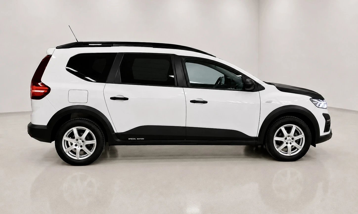 Dacia Jogger  1.0 TCe LPG   101 к.с.   Ръчна   2022 г.   ТОП, снимка 14 - Автомобили и джипове - 54918387
