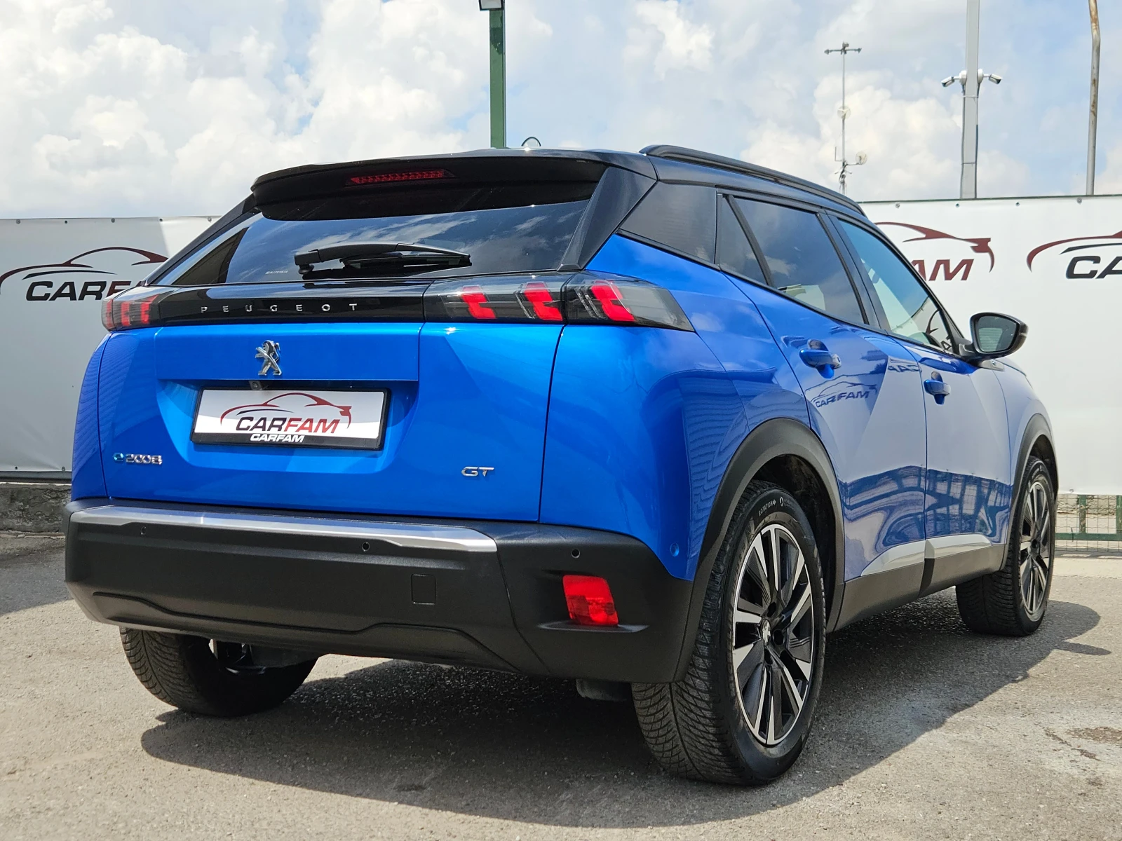 Peugeot 2008 GT Line/SOH 100%/99894км/KEYLESS/ДИСТРОНИК/ПОДГРЕВ, снимка 3 - Автомобили и джипове - 55121604