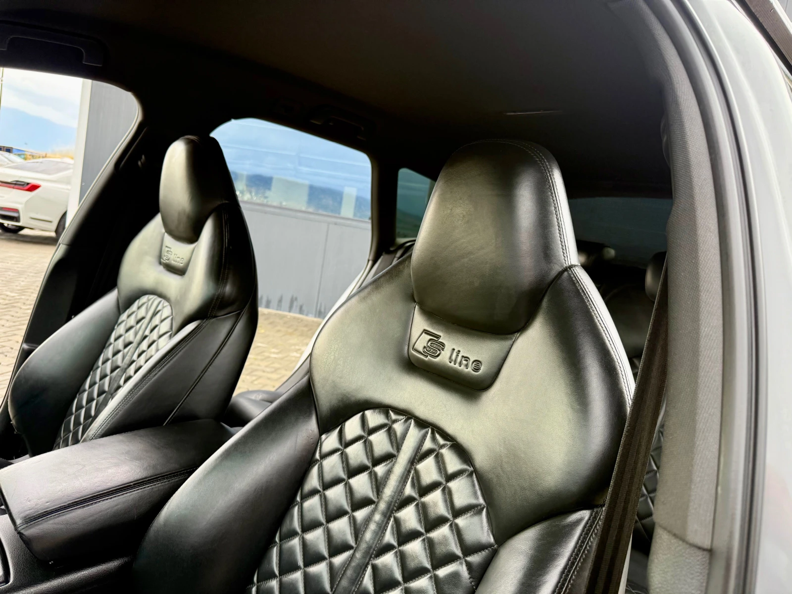 Audi A6 3.0TDI 326 ks Competition 3xS line Собствен лизинг, снимка 13 - Автомобили и джипове - 55122040