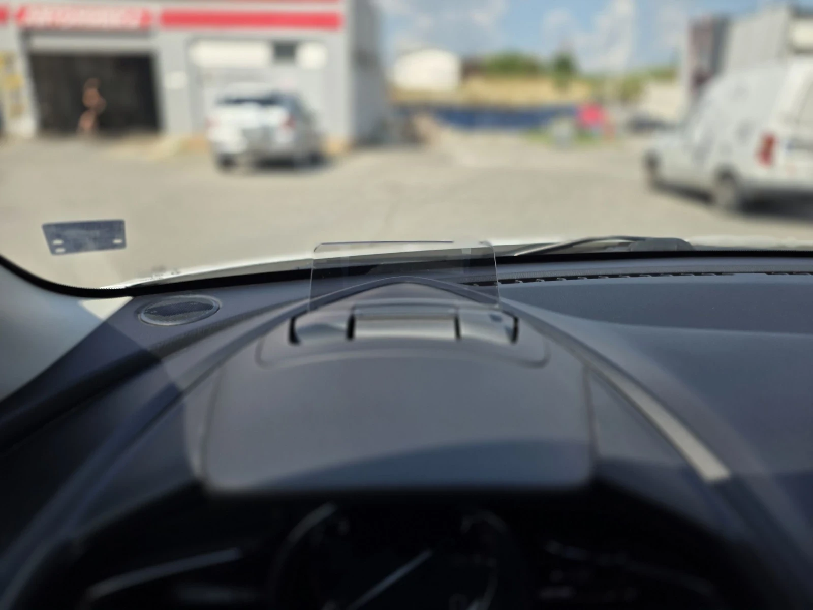 Mazda 2 1.5 skyactive automat, снимка 16 - Автомобили и джипове - 55148782