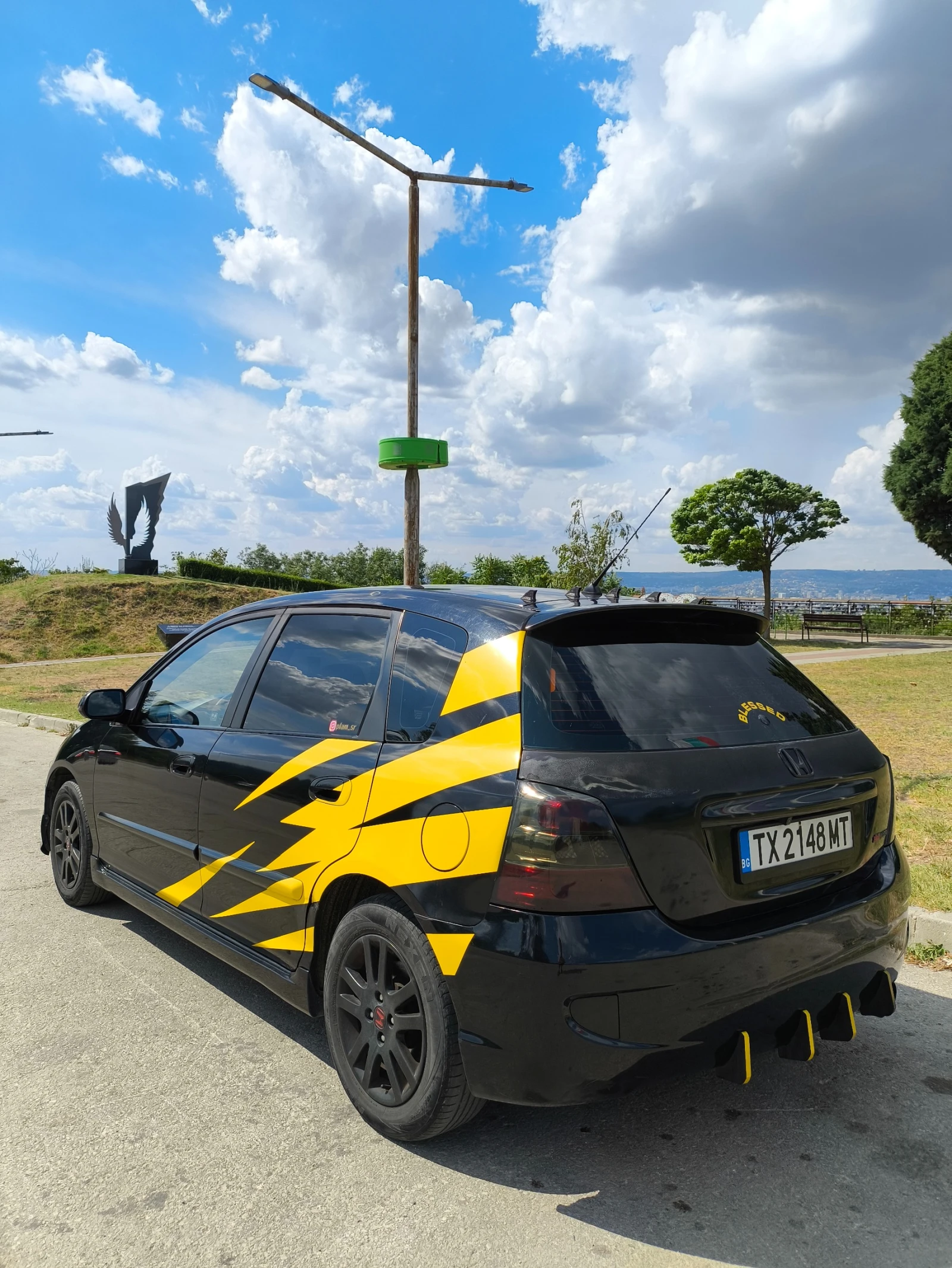 Honda Civic 1.7, снимка 4 - Автомобили и джипове - 55210660