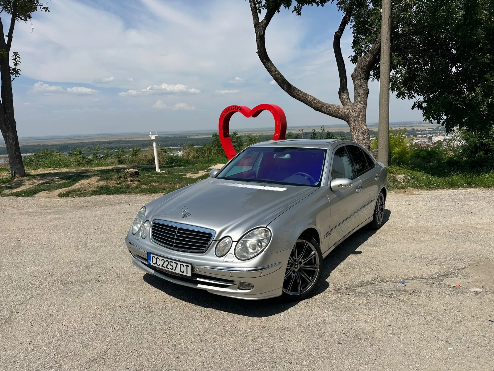 Mercedes-Benz E 270 2.7 cdi