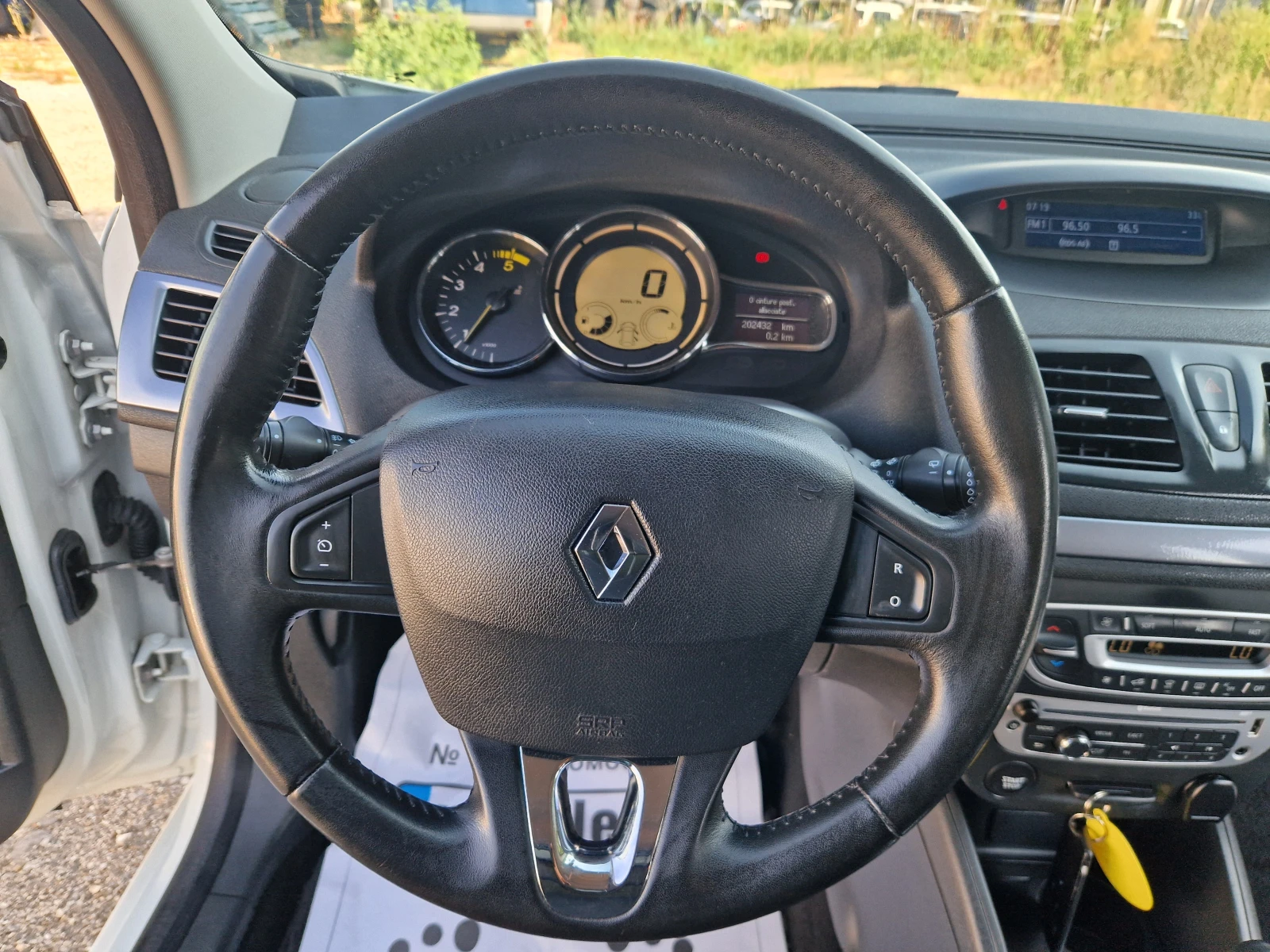 Renault Megane 1.5DCI LIMITED, снимка 12 - Автомобили и джипове - 55586651